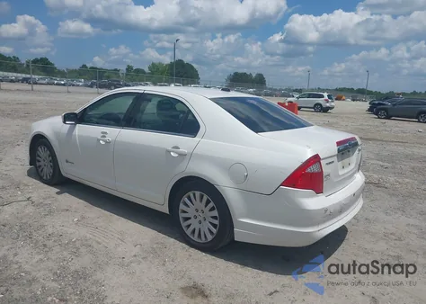 2010 Ford Fusion Hybrid из США, поврежденный, VIN 3FADP0L31AR179076